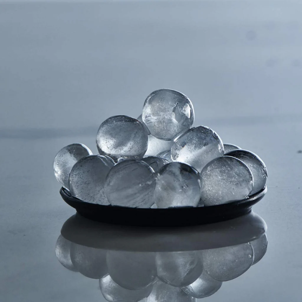 Moldes para cubitos de hielo redondos Ice Former de Lurch